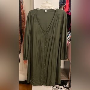 Casual, long-sleeve dress